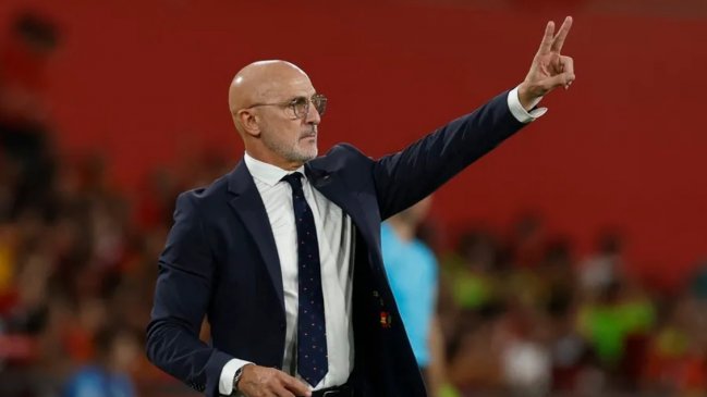 Luis de La Fuente renovó como técnico de España