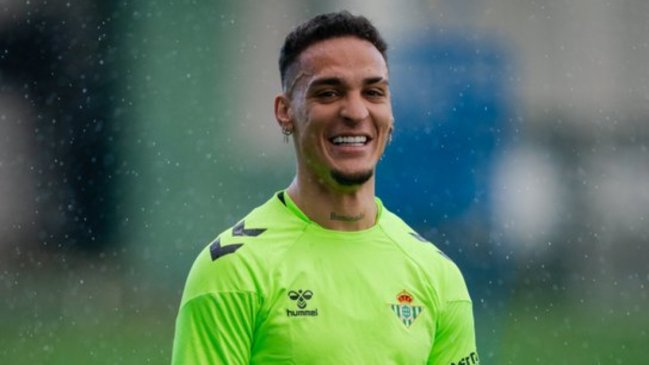 Antony se unió al plantel de Manuel Pellegrini en Real Betis