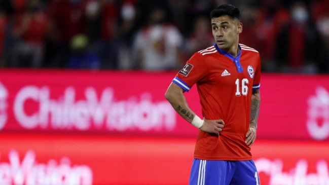 Claudio Baeza apareció en la órbita de un grande en Uruguay