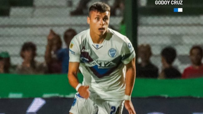 Bastián Yáñez debutó en empate de Godoy Cruz ante Sarmiento en Argentina