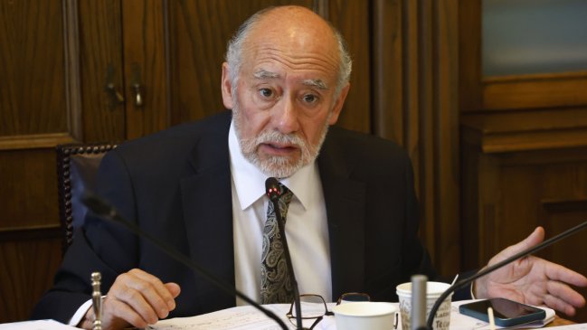 Restricción al voto migrante: Flores acusó 