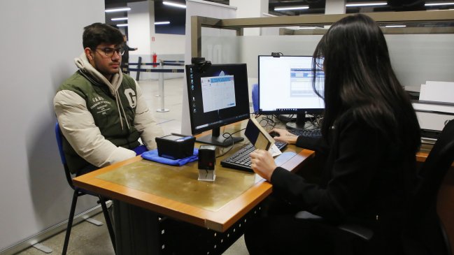 Empresas de telecomunicaciones deberán verificar identidad con biometría