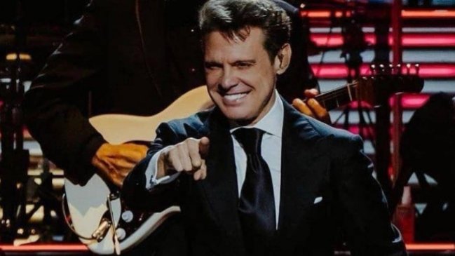 Piloto acusa a Luis Miguel de deber millonaria cifra por vuelos privados