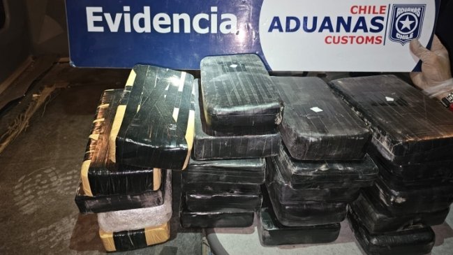 Camión procedente de Bolivia transportaba, ocultos, 59 kilos de droga