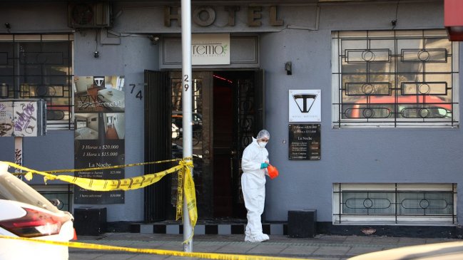 Carabineros mató a sujeto que provocó destrozos en hotel de Santiago Centro