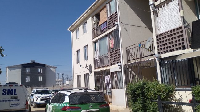 San Fernando: Mujer fue asesinada con un cuchillo cocinero en un departamento