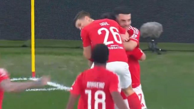 [VIDEOS] George Ilenikhena ilusionó a AS Mónaco y Orkun Kökçü devolvió a la vida a Benfica