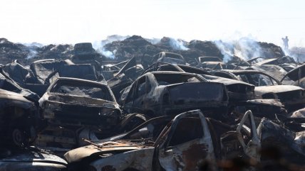  Incendio en corral municipal de San Pedro de la Paz destruyó 400 vehículos  