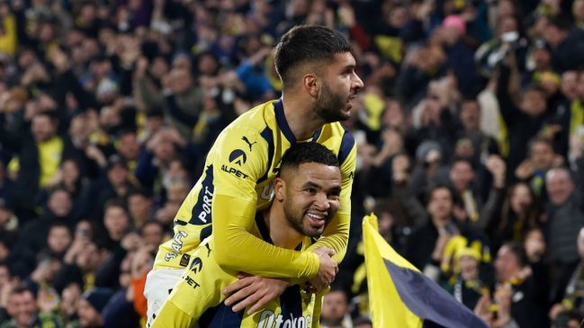 Derbi turco entre Galatasaray y Fenerbahce tendrá árbitro extranjero ante acusaciones de favoritismo