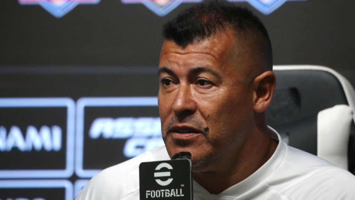 Almirón relativizó dichos sobre la U: Es una cosa del pasado, un tema superado