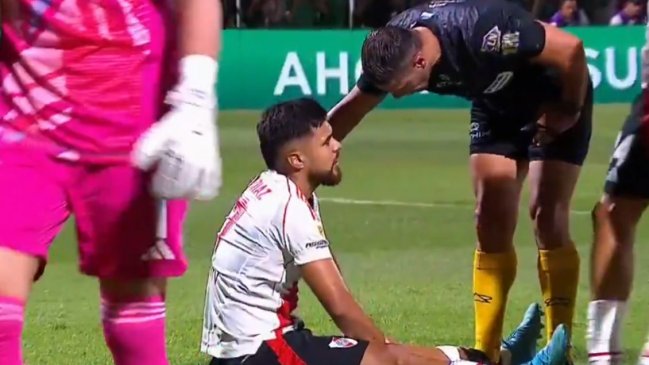 [VIDEO] La sorprendente salvada de Paulo Díaz ante San Martín