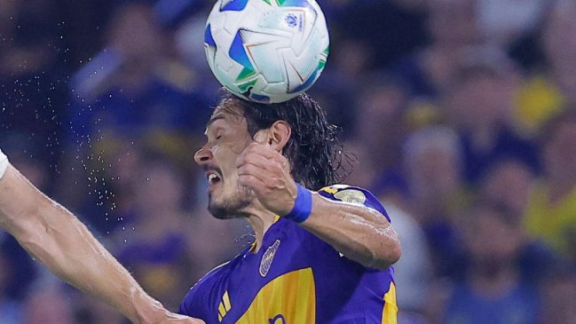 [VIDEO] Era el 3-1: El increíble fallo de Cavani con el arco vacío tras pase de Williams Alarcón