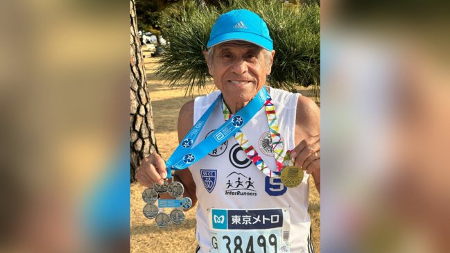 Iván Moreno cumplió la hazaña de correr las seis maratones más importantes del mundo a los 83 años