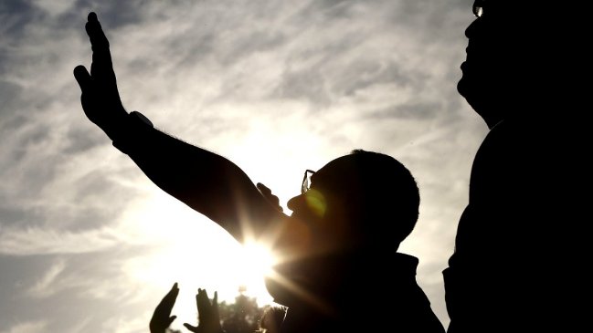 Gobierno denunció en Fiscalía a predicador que culpó a mujeres y niñas por agresiones sexuales