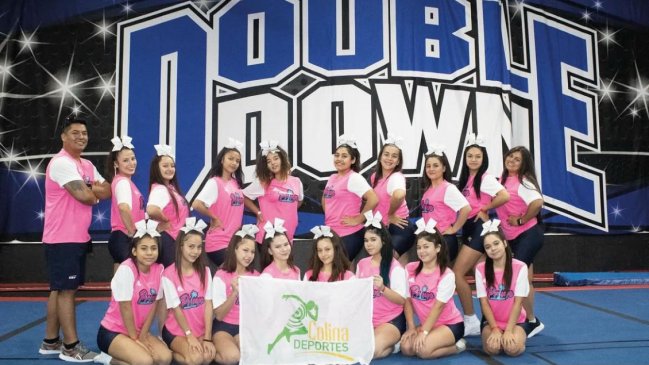 Equipo de Cheerleader de Colina se lució en Estados Unidos
