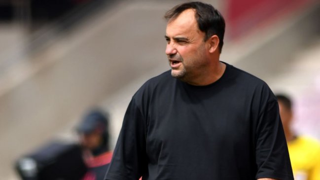 Sierra por la cancha del Santa Laura: Tenemos que buscar soluciones y no lamentarnos