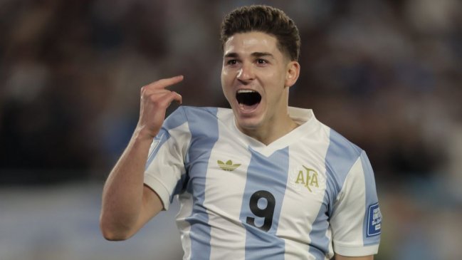[VIDEO] Julián Alvarez anotó un golazo ante Brasil antes de los cinco minutos