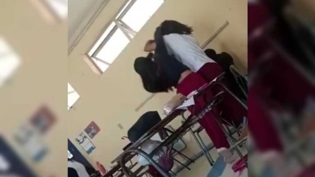 Talcahuano: Alumna TEA fue golpeada por compañera frente a una profesora