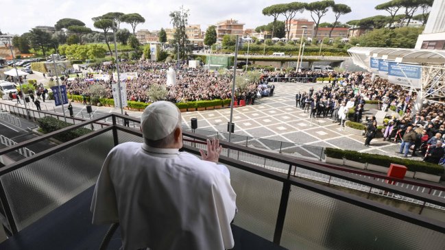 Vaticano: El papa Francisco no dejó nunca de gobernar la Iglesia