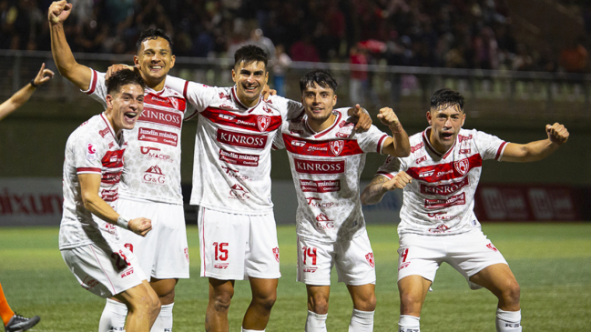 Deportes Copiapó repasó a S. Wanderers y le arrebató el liderato del Ascenso