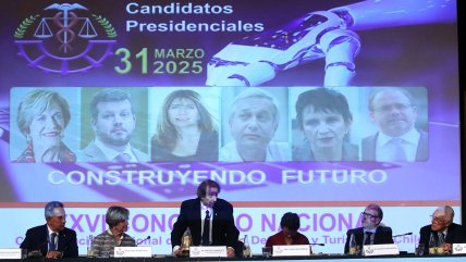   Seguridad e impuestos marcaron foro presidencial organizado por el comercio 