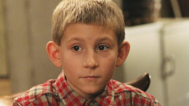 A 18 años de su última aparición: Así luce Erik Per Sullivan, Dewey de 