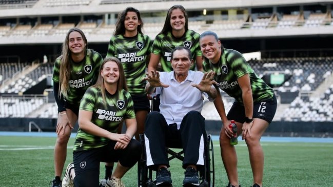 Falleció Manga, arquero que fue ídolo en Botafogo y Nacional