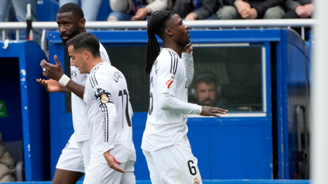 Real Madrid logró ajustado triunfo ante Alavés y sigue al acecho del liderato