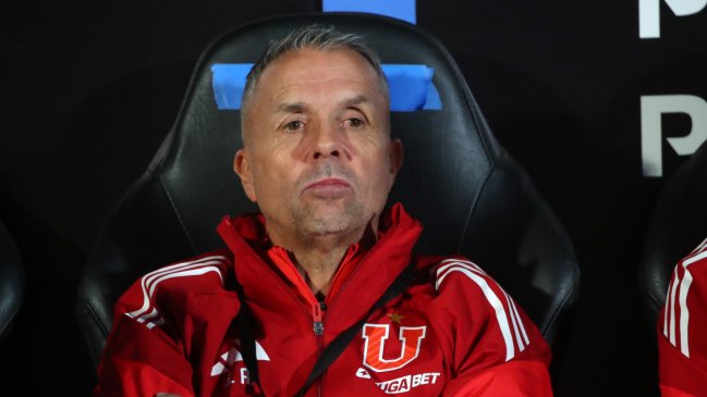 Gustavo Alvarez: Cambiar el horario un día antes es una falta de respeto