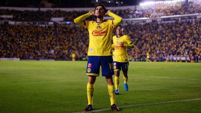 Medio mexicano aseguró que Diego Valdés quiere jugar en Colo Colo