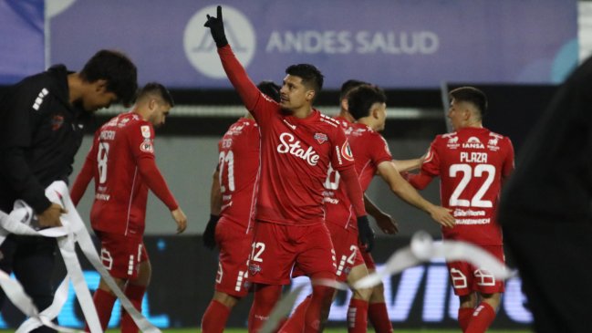 Ñublense cortó mala racha con triunfo ante La Serena en la Liga de Primera