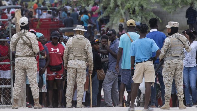Tras demolición de campamento cerca de Punta Cana, haitianos vuelven a su país