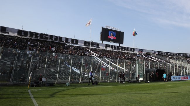 Denuncian incidentes de hinchas de Colo Colo en el Metro