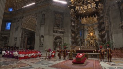   Así fue la ceremonia solemne y privada de 