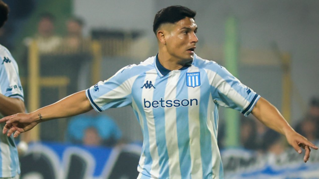 Gabriel Arias ganó el duelo de chilenos a César Pérez en el triunfo de Racing sobre Defensa y Justicia