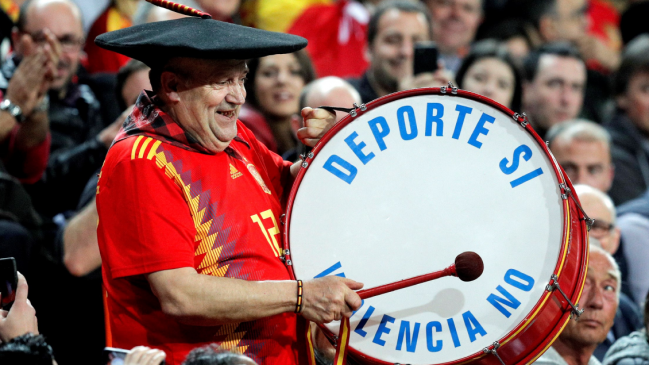 Falleció Manolo “El del bombo”, icónico hincha de la selección española