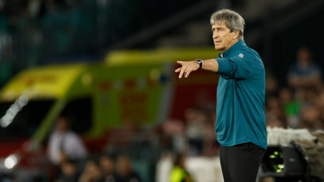 Pellegrini se llenó de elogios tras triunfo de Betis ante Fiorentina por Conference