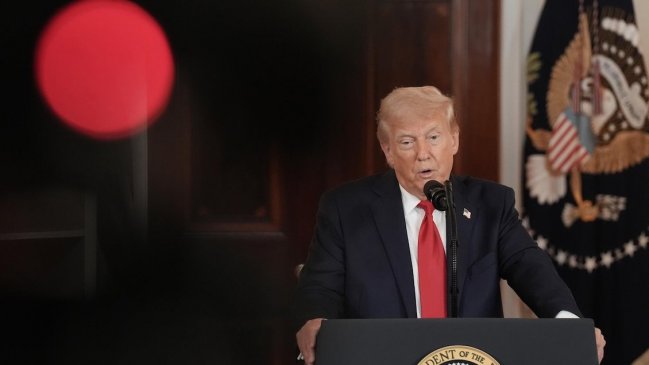 Trump amenaza con sanciones a los países que compren petróleo de Irán