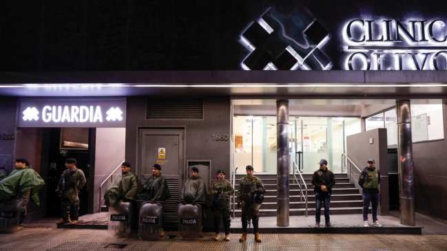 La policía registró clínica donde estuvo ingresado Maradona poco antes de morir