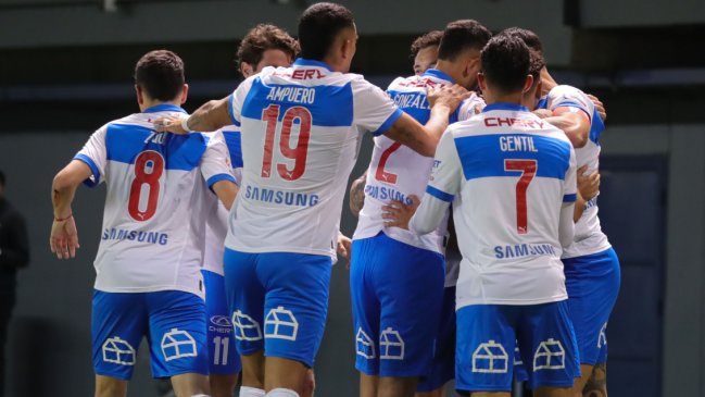 Tribunal amonestó a Universidad Católica por llegar tarde al estadio