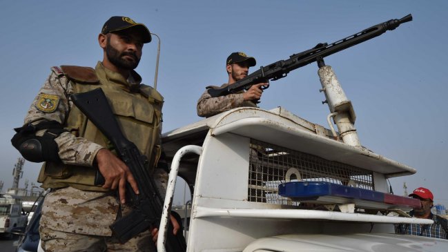 India y Pakistán acordaron un alto al fuego 