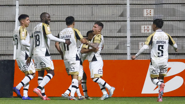 Coquimbo Unido superó a Unión La Calera y se mantuvo en la cima de la Liga de Primera