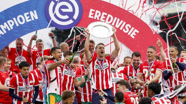 PSV venció a Sparta Rotterdam y se alzó con el título de Eredivisie