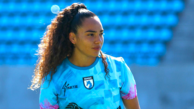 Deportes Iquique denunció ataques xenófobos contra su jugadora Jhoagny Contreras