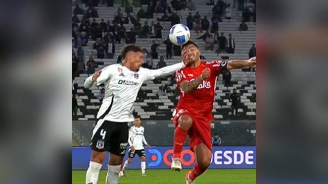 [VIDEO] Por falta de Saldivia: El gol anulado a Javier Correa ante Ñublense