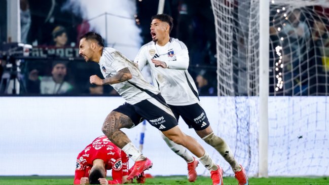 [VIDEO] ¡Desahogo y euforia! Correa anotó un golazo al ángulo y lo empató ante Ñublense