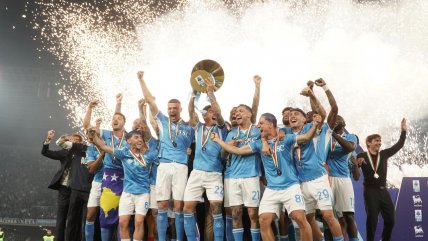   Napoli alzó el trofeo y festejó con todo su título de campeón en Italia 
