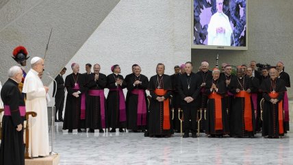  León XIV se reunió por primera vez con la Curia romana 