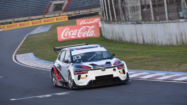 Benjamín Hites abandonó por falla mecánica en el TC2000 de Buenos Aires