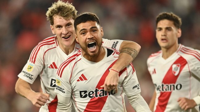 Paulo Díaz está en duda para los duelos de la selección chilena